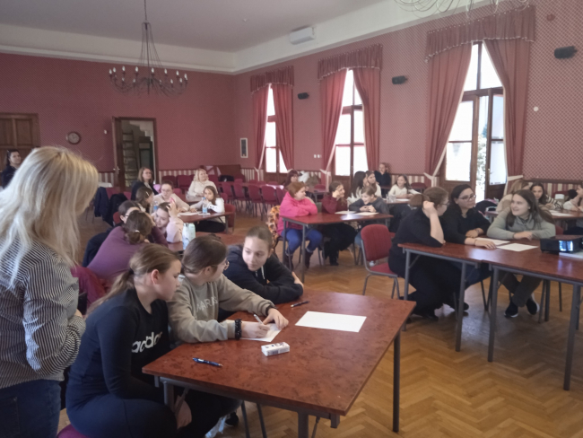 Farsangi vetelkedon jartak tanuloink